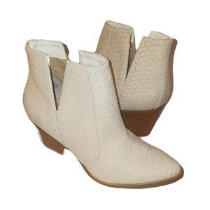 NEW BOOTIES COWGIRL SIZE 7